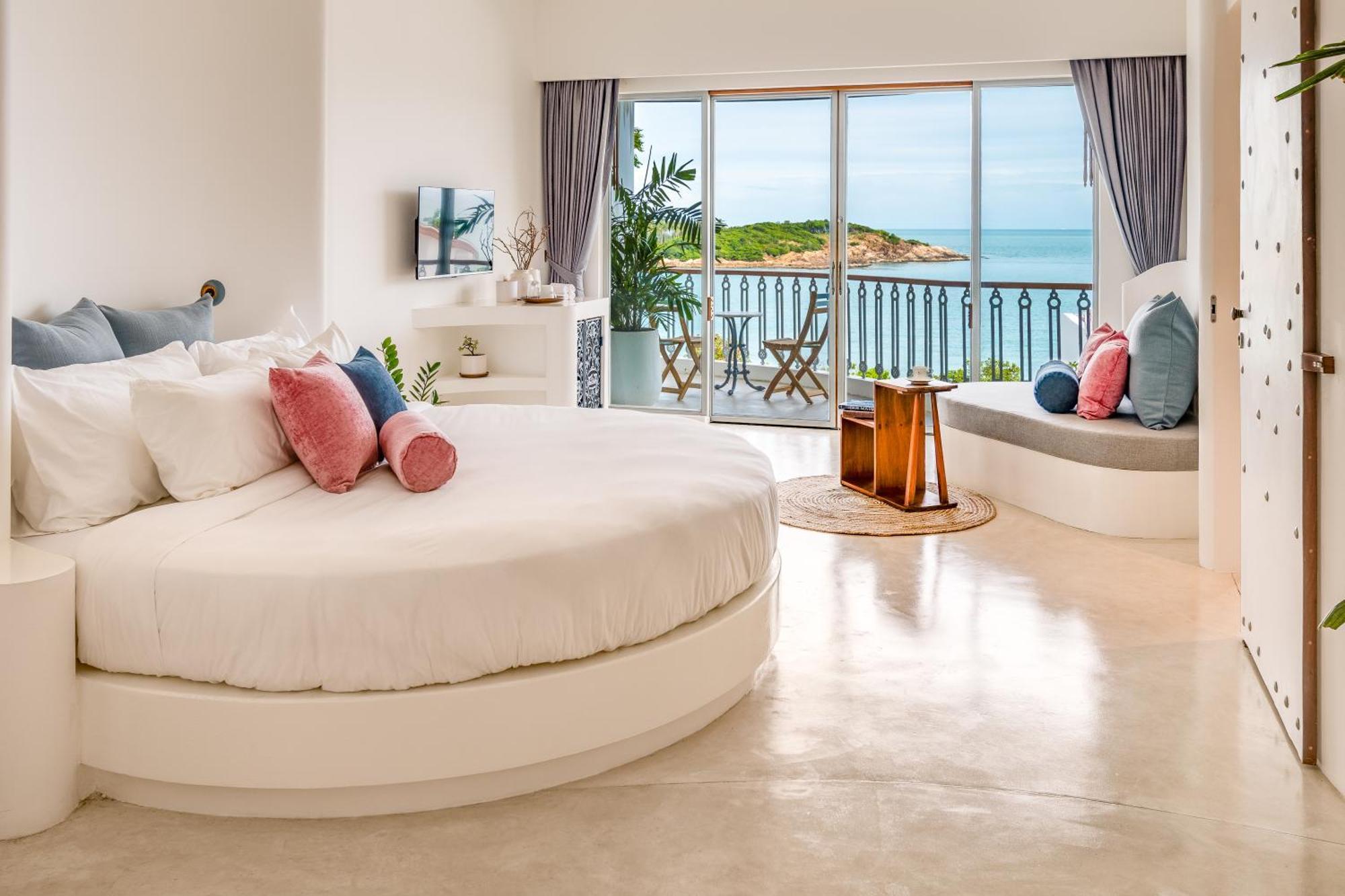 Ampersand Resor 5*